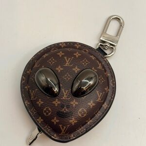 Louis Vuitton classic Monogram Alien Bag Charm / AirPod Case
